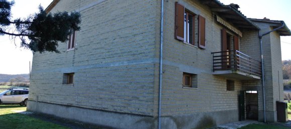 5 rooms Apartment in Colle di Val d'Elsa, Italy No. 227819 4