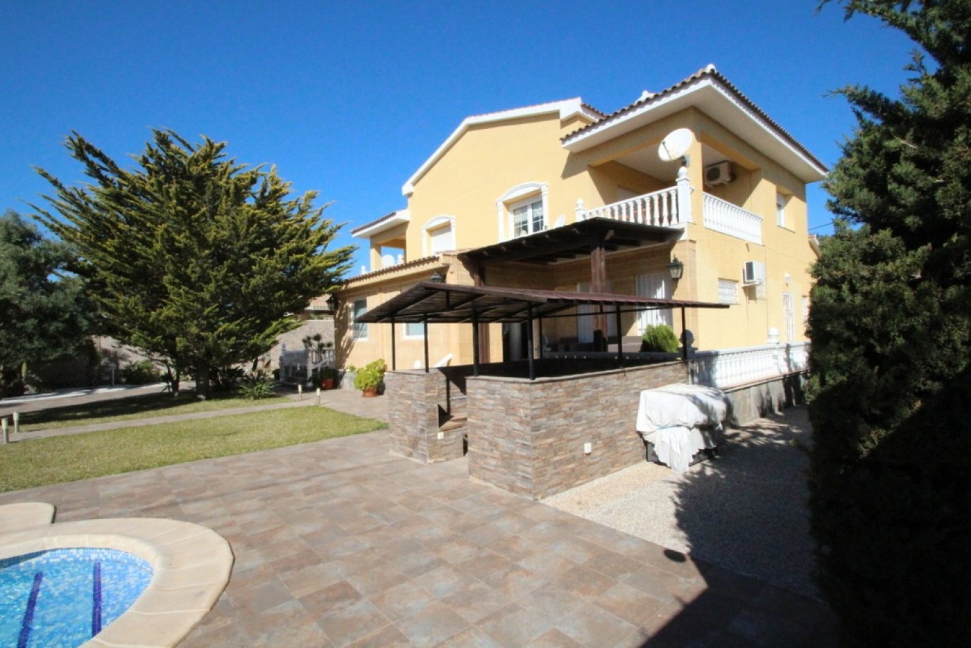 5 bedrooms Villa for sale in Cabo Roig, Alicante, Valencian Community, Spain № 365369