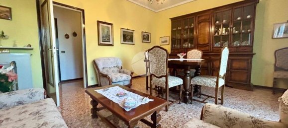 3 bedrooms Apartment in Cremona, Italy No. 266912 4