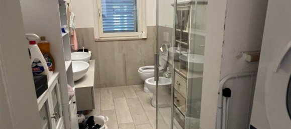 Apartamento de 5 habitaciónes en Osimo, Italy No. 229282 9