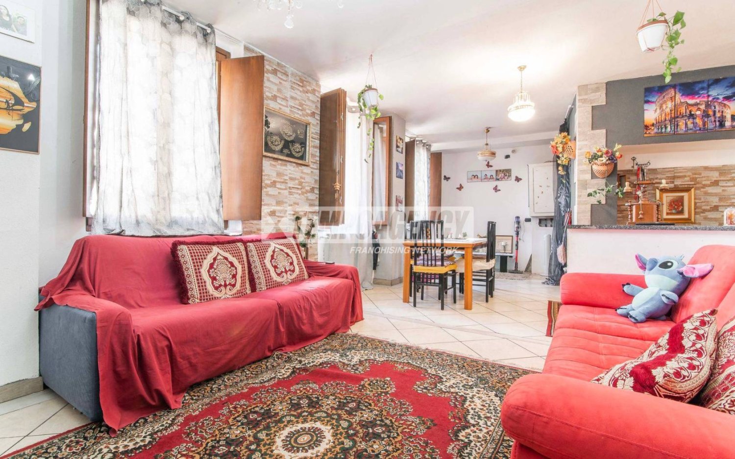 Apartamento T4 em Gerenzano, Italy N.º 266587