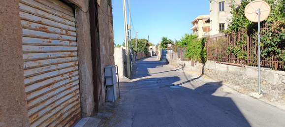 27m² Garage in Palermo, Italy No. 272117 2