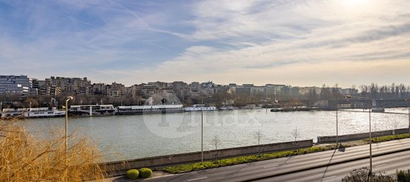 3 bedrooms Apartment in Courbevoie, France No. 133523 2