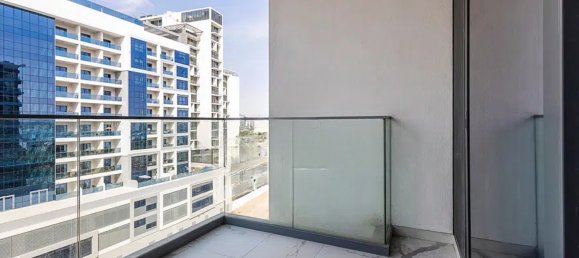 Apartamento de 2 dormitorios en Dubai, UAE No. 21111 11