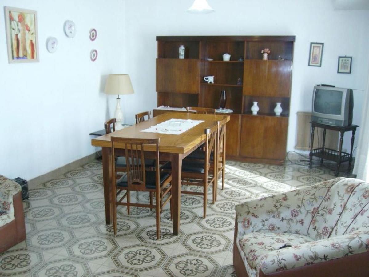 4 غرف نوم منزل في Mar del Plata, Argentina رقم 75927