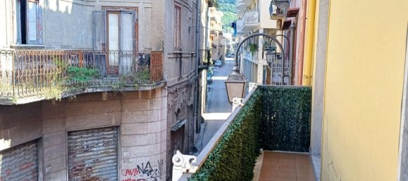 Duplex de 8 divisões em Nocera Superiore, Italy N.º 65672 16