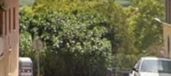 Apartamento de 3 dormitorios en Sant Boi de Llobregat, Spain No. 120307 2