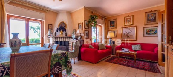 Apartamento T3 em Marino, Italy N.º 304445 2