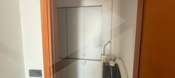 مكتب في Vizzolo Predabissi, Italy 176متر مربع رقم 33902 20