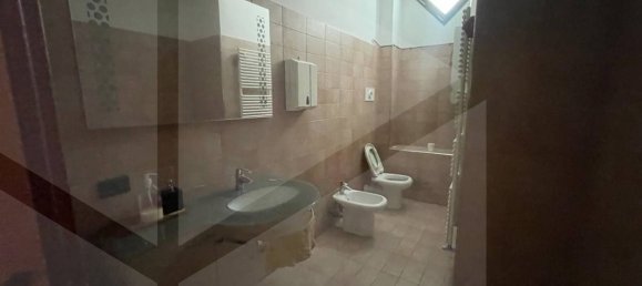 مكتب في Vizzolo Predabissi, Italy 176متر مربع رقم 33902 22