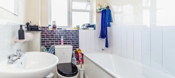 2 Schlafzimmer Maisonette-Wohnung in Croydon, United Kingdom, Nr. 7945 8