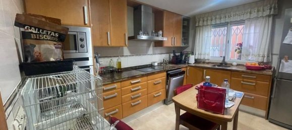 5 Schlafzimmer Haus in Torrent, Spain, Nr. 121678 9
