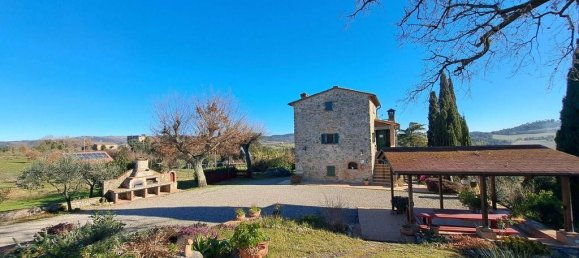 5 bedrooms House in Volterra, Italy No. 75869 8