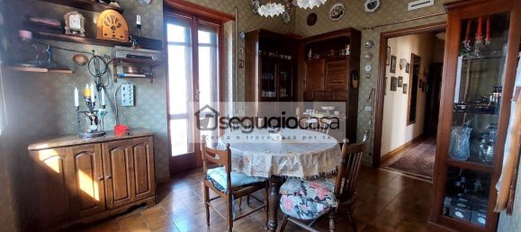 Apartamento de 5 dormitorios en Rome, Italy No. 321602 3
