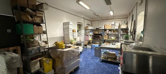 Коммерческая недвижимость 66м² в Генуя, Италия № 347671 14