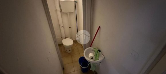 Коммерческая недвижимость 66м² в Генуя, Италия № 347671 32