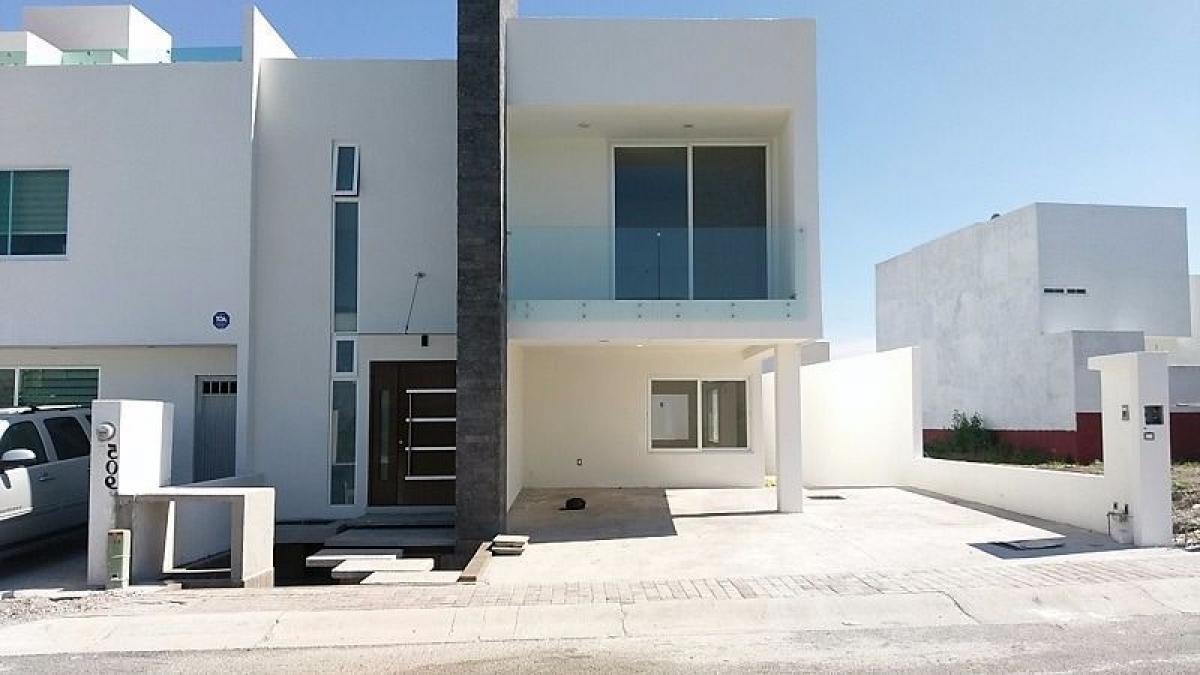 3 bedrooms House in Queretaro, Mexico No. 158972