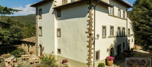 15 Schlafzimmer Haus in Cortona, Italy, Nr. 570 3