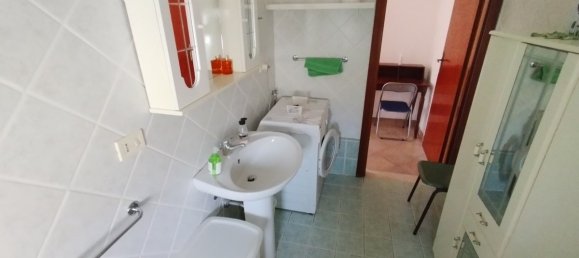 1 Schlafzimmer Haus in Cervaro, Italy, Nr. 357122 10