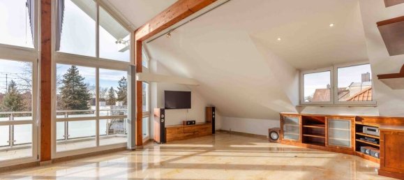 1 bedroom Duplex in Munich, Germany No. 20834 2