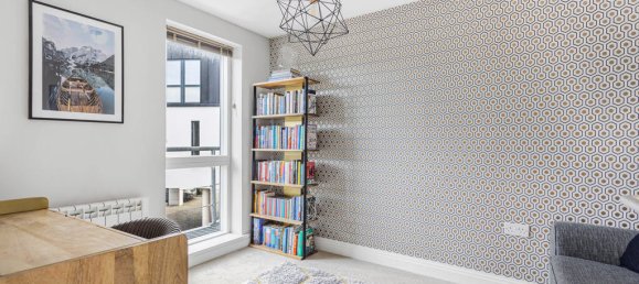 2 bedrooms Apartment in Egham, United Kingdom No. 8645 15