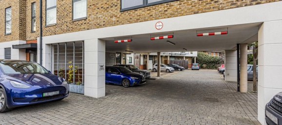 2 bedrooms Apartment in Egham, United Kingdom No. 8645 18