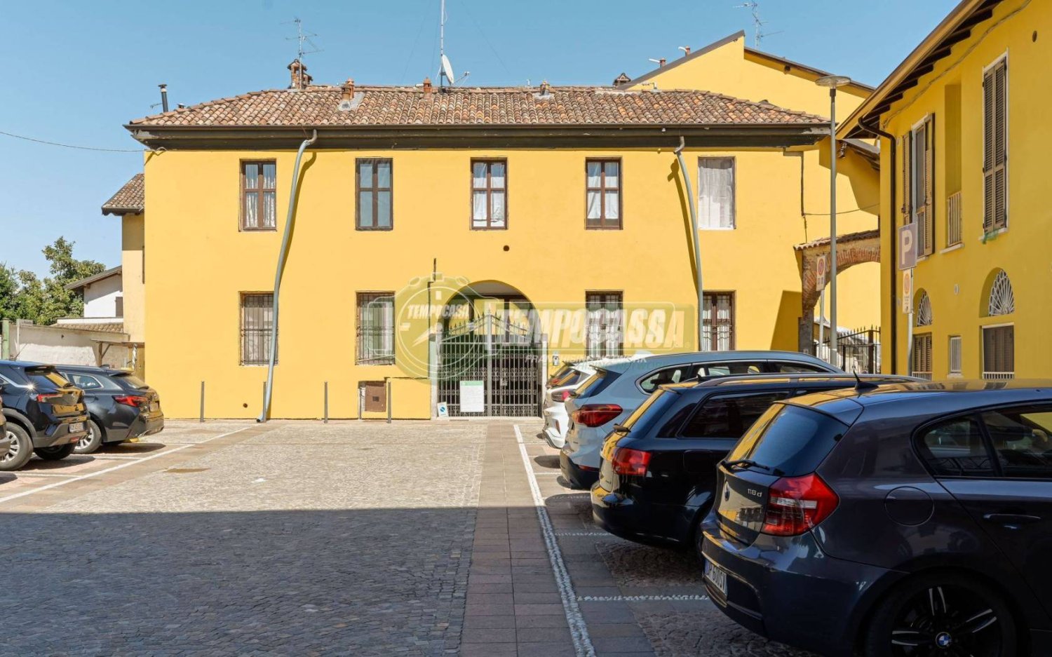 2 bedrooms Apartment in Settala, Italy No. 273434