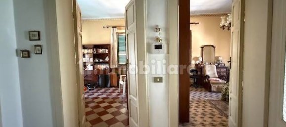 6 bedrooms House in Torre de' Passeri, Italy No. 281441 19
