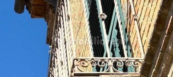 6 bedrooms House in Torre de' Passeri, Italy No. 281441 23