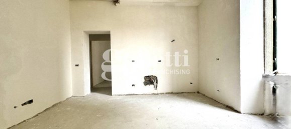1 bedroom Apartment in Florence, Italy No. 40597 11