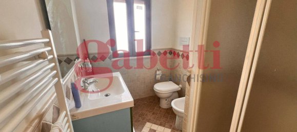 Casa de 4 dormitorios en Montaquila, Italy No. 289563 16