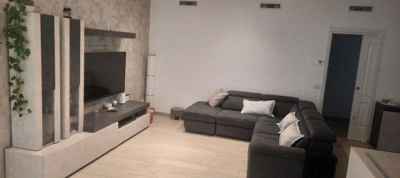 Villa de 4 divisões em Bari, Italy N.º 309159 2