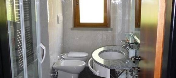 3 Schlafzimmer Villa in Loro Ciuffenna, Italy, Nr. 227739 8