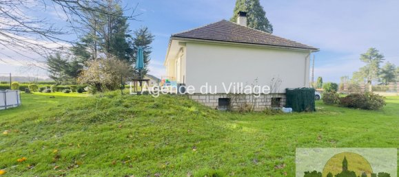 Villa de 3 dormitorios en Auneuil, France No. 54159 2