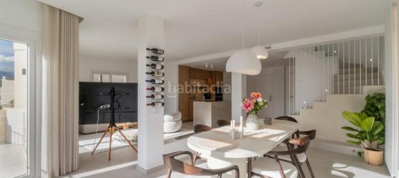 3 bedrooms Penthouse in La Quinta, Spain No. 139218 15