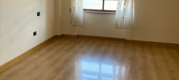 Apartamento T4 em Terni, Italy N.º 333340 24