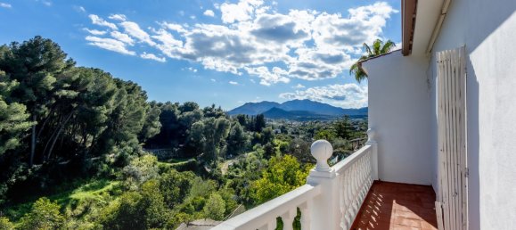 4 bedrooms Villa in Alhaurin el Grande, Spain No. 143204 9