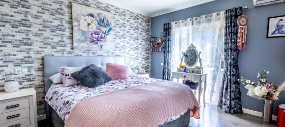 4 bedrooms Villa in Alhaurin el Grande, Spain No. 143204 8