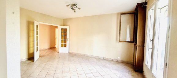 2 chambres Appartement à Tours, France No. 227584 8