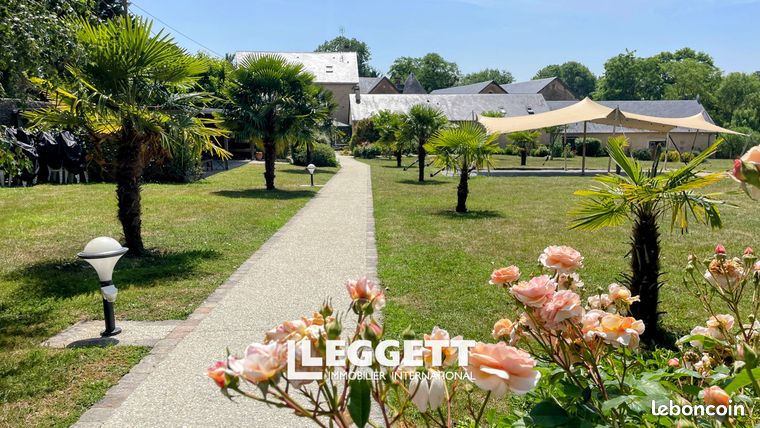 13 bedrooms House in Fresnay-sur-Sarthe, France No. 313140