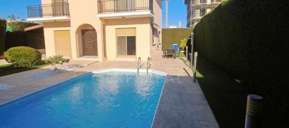 3 Schlafzimmer Gewerbliche Immobilie in Mouttagiaka, Cyprus, Nr. 14732 2