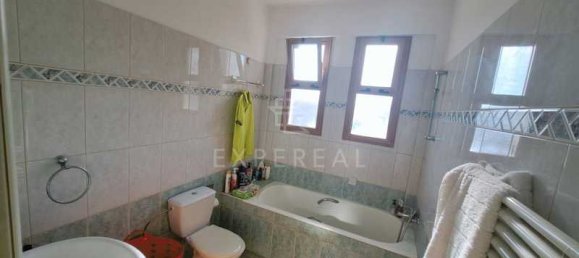 3 Schlafzimmer Gewerbliche Immobilie in Mouttagiaka, Cyprus, Nr. 14732 8