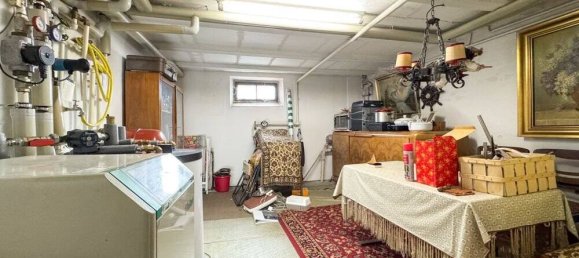 5 rooms House in Nuremberg, Germany No. 240617 38