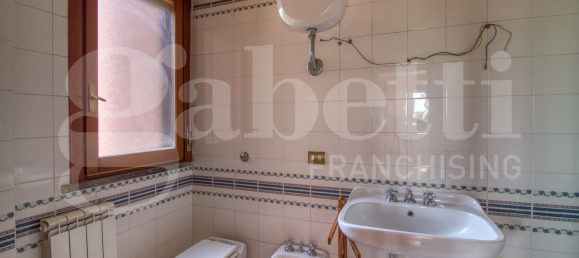 3 bedrooms Apartment in Rome, Italy No. 344682 11