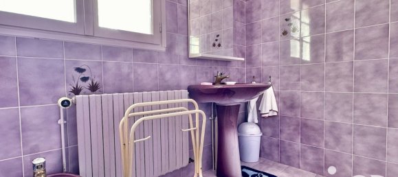 3 Schlafzimmer Haus in Saint-Gaultier, France, Nr. 73680 8