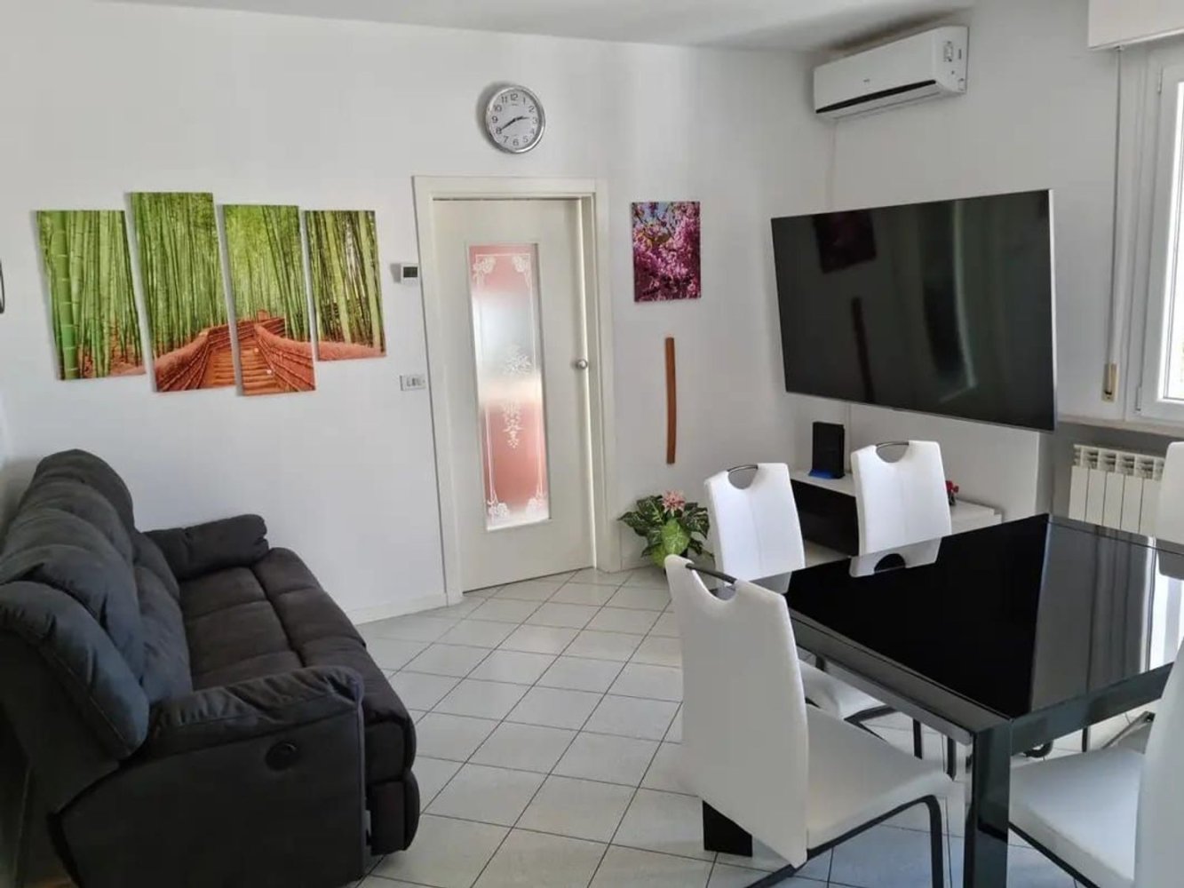 3 rooms Apartment in Misano Adriatico, Italy No. 275096