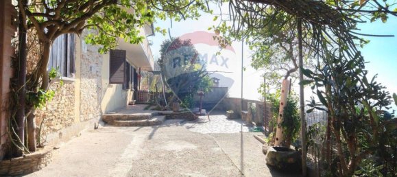 5 bedrooms Villa in Pietrasanta, Italy No. 85564 15