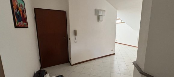 Duplex de 5 divisões em Cuneo, Italy N.º 90195 13