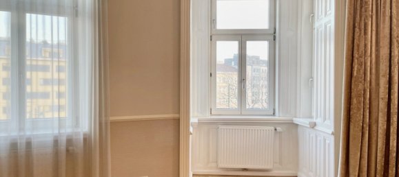 Propriété commerciale à Rudolfsheim-Funfhaus, Austria 187m² No. 191229 3