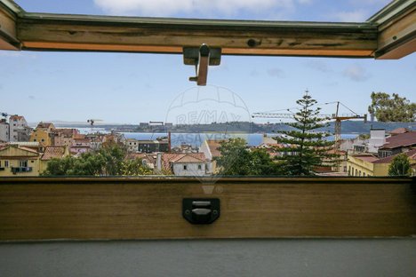 2 chambres Duplex à Lisbon, Portugal No. 91692